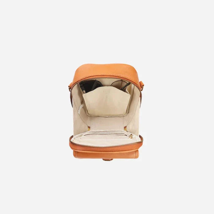 Bolsa Transversal Compacta Feminina com Detalhe de Fivela