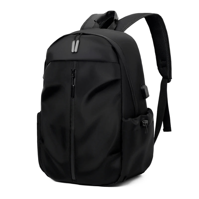 Mochila Unissex Esportiva e Casual 14” de Grande Capacidade com Pingente Decorativo