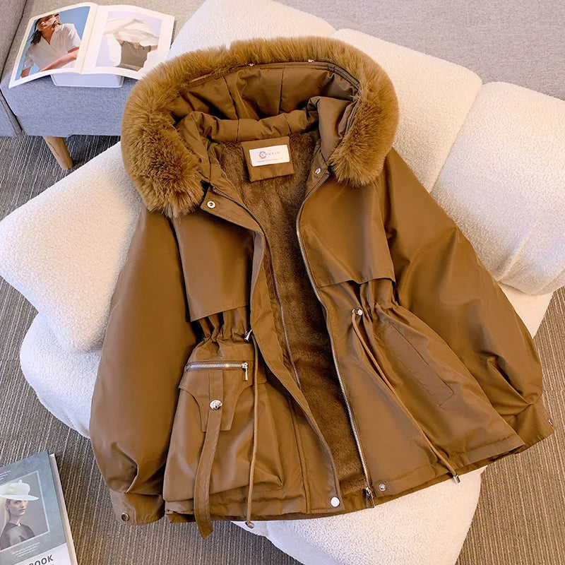 Jaqueta Feminina de Inverno com Capuz de Pelo Elegante