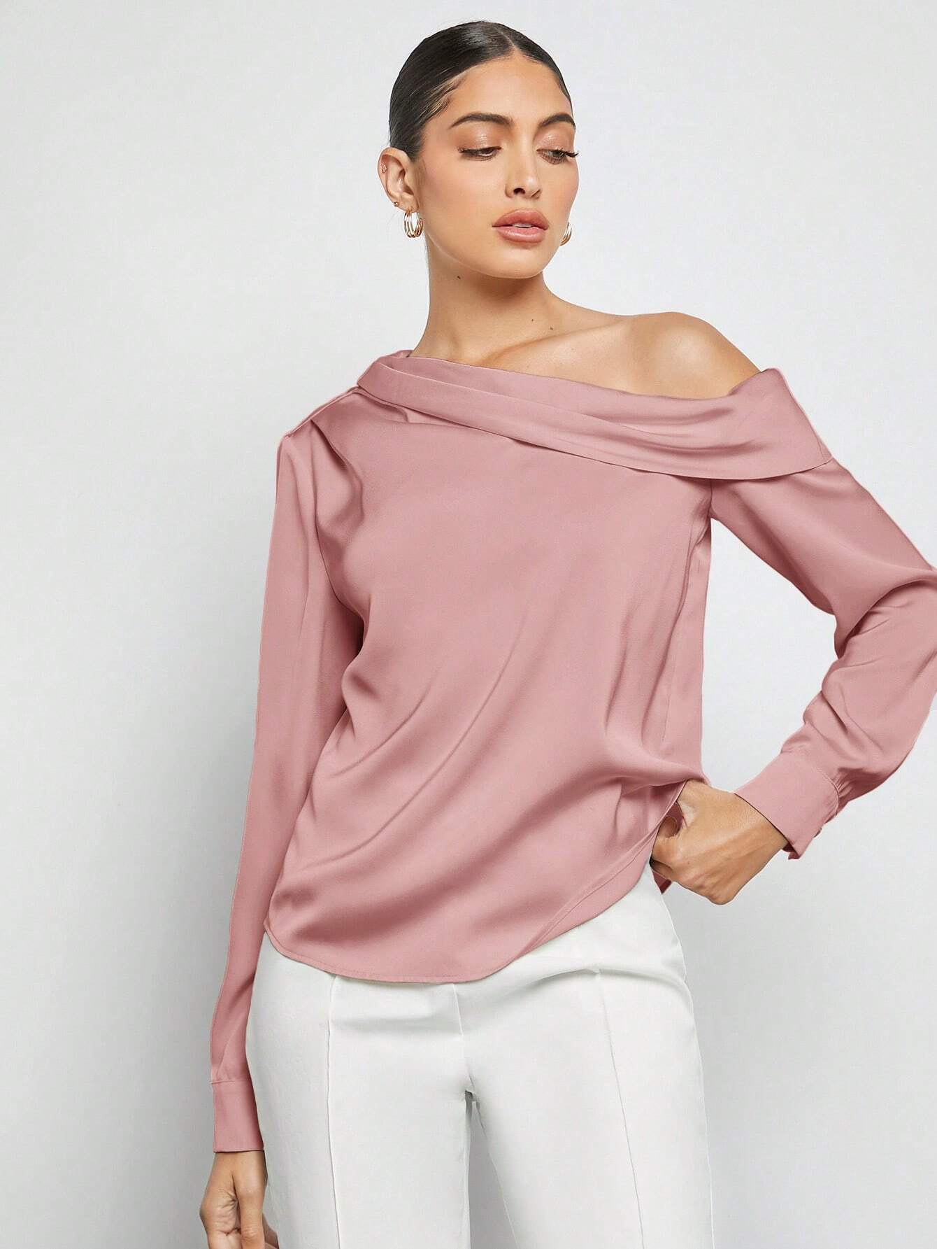 Blusa Elegante de Um Ombro Só - Eslovenia