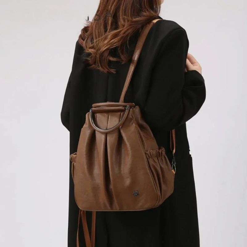 Mochila Couro Feminina Tipo Saco Angélica