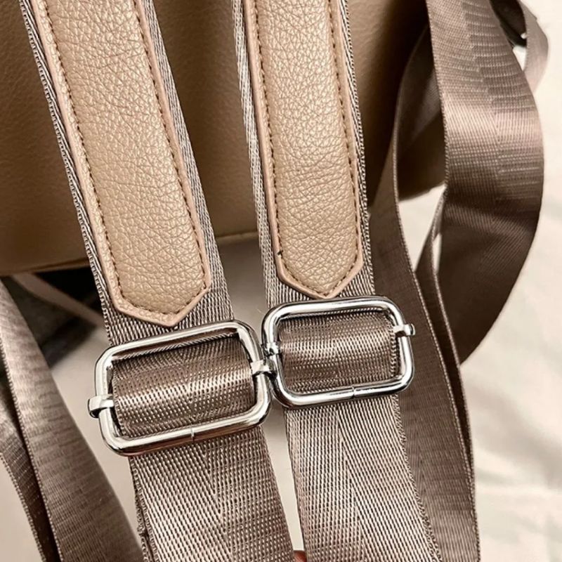 Mochila e Bolsa de Ombro Versátil Feminina Elisa