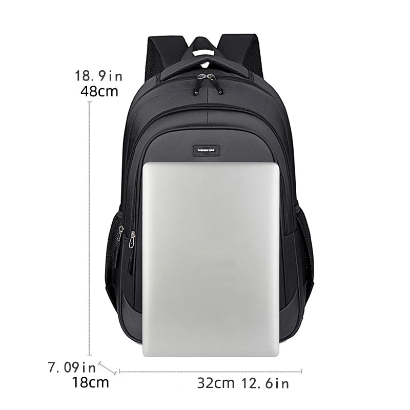 Mochila Masculina Monocromática Design Fashion 2026