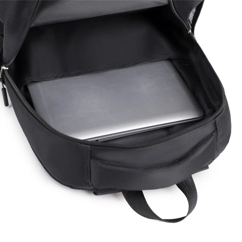 Mochila Masculina Monocromática Design Fashion 2026