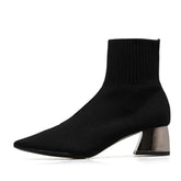 Bota Feminina de Cano Curto com Bico Fino Tecido Elástico Salto Baixo – (Promoção de Inverno 2026)