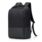 Mochila Escolar Masculina em Nylon Impermeável 18L com Porta USB