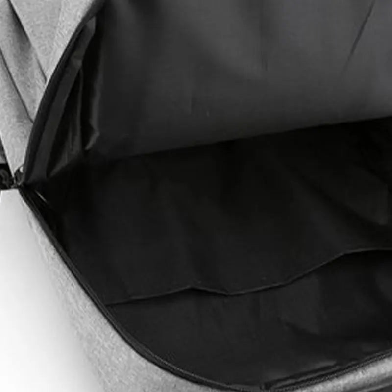 Mochila Masculina de Uso Versátil com Porta USB Recarregável e Material Impermeável para Escola e Negócios