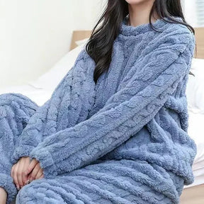 Conjunto Pijama Feminino em Veludo - AnaBelle