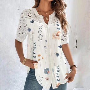 Blusa Social Feminina com Bordado Vazado e Estampa Floral