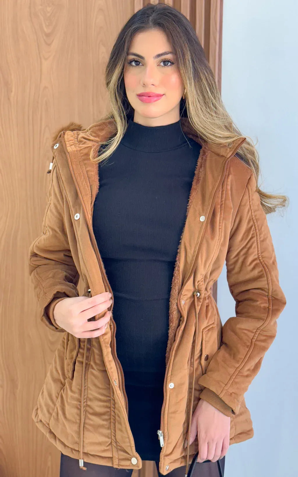 Parka Melly Feminina com Capuz – Super Confortável